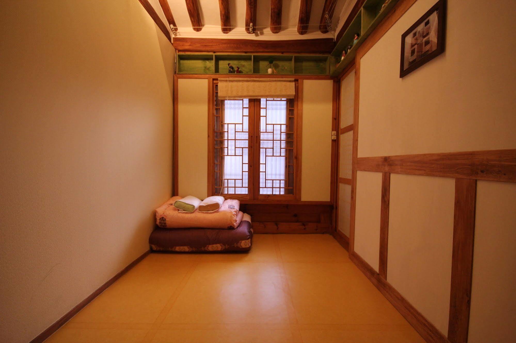 Doo Hanok Guesthouse Seoul Exterior photo